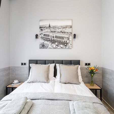 Dolce Vita Elegant Apartments Краків Екстер'єр фото