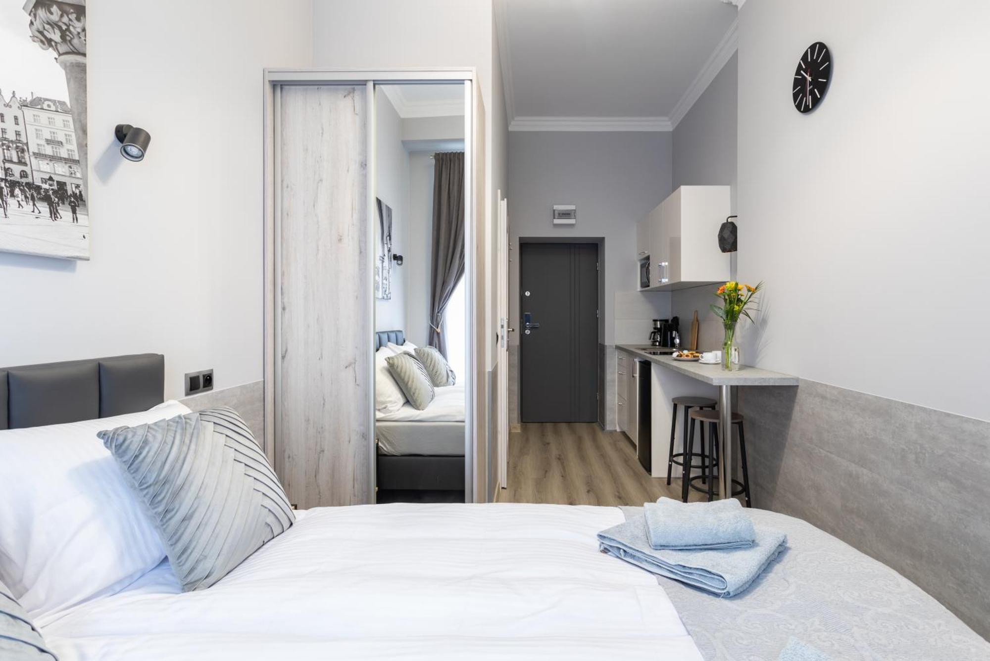 Dolce Vita Elegant Apartments Краків Екстер'єр фото